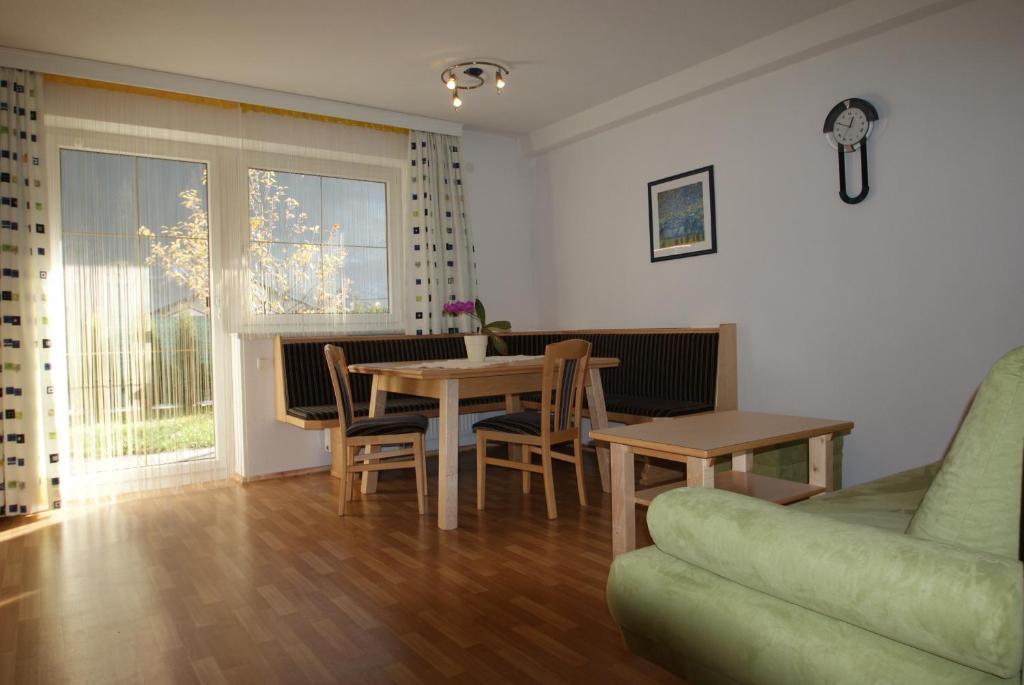 Apart Nicole Apartment ซี ห้อง รูปภาพ